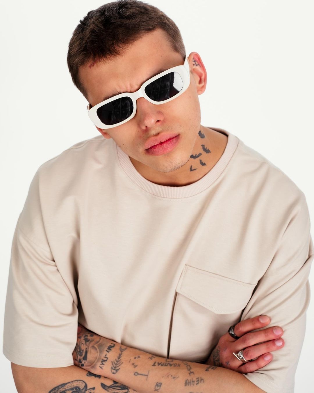 Oversize T-Shirt mit Tasche - Creme