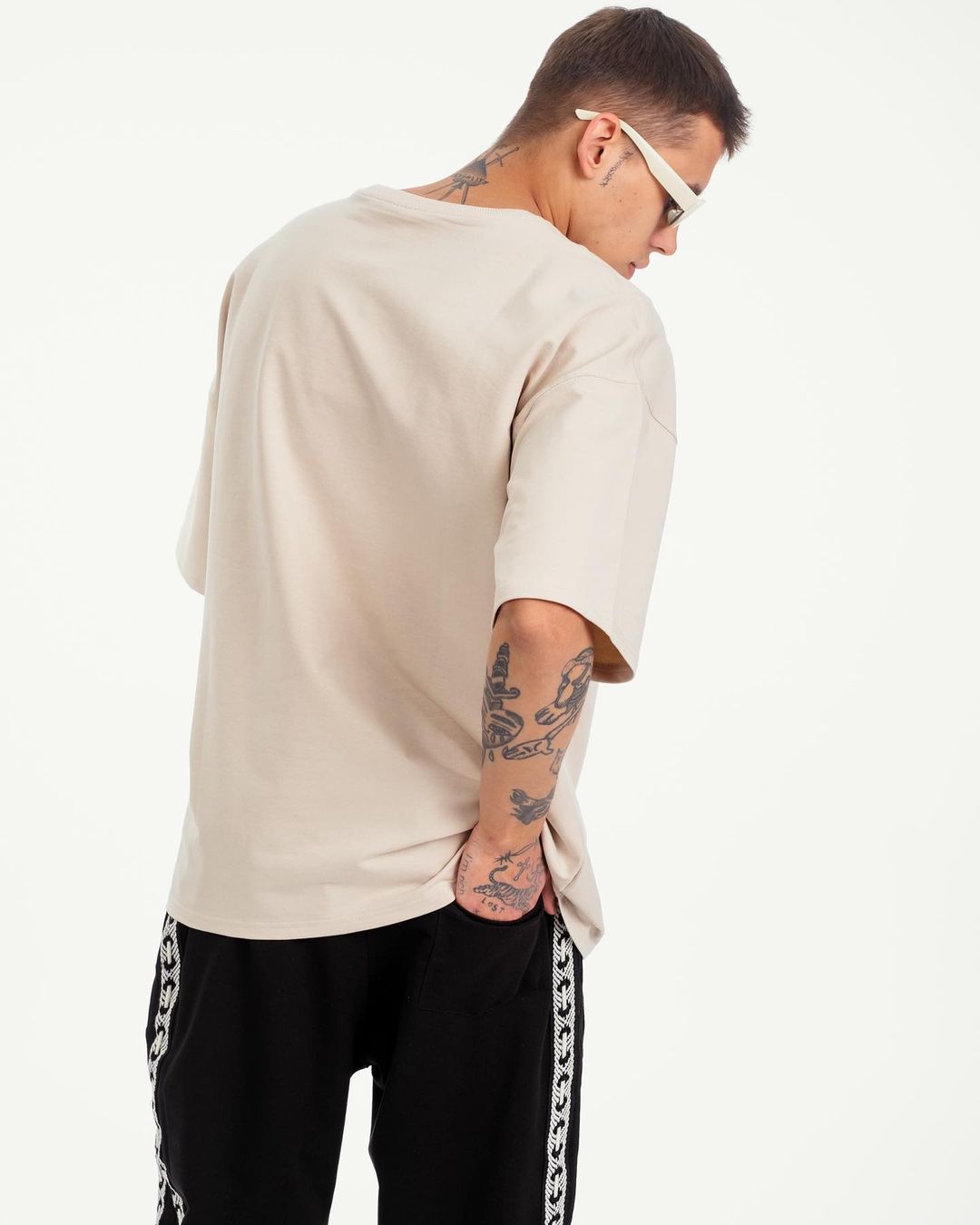 Oversize T-Shirt mit Tasche - Creme