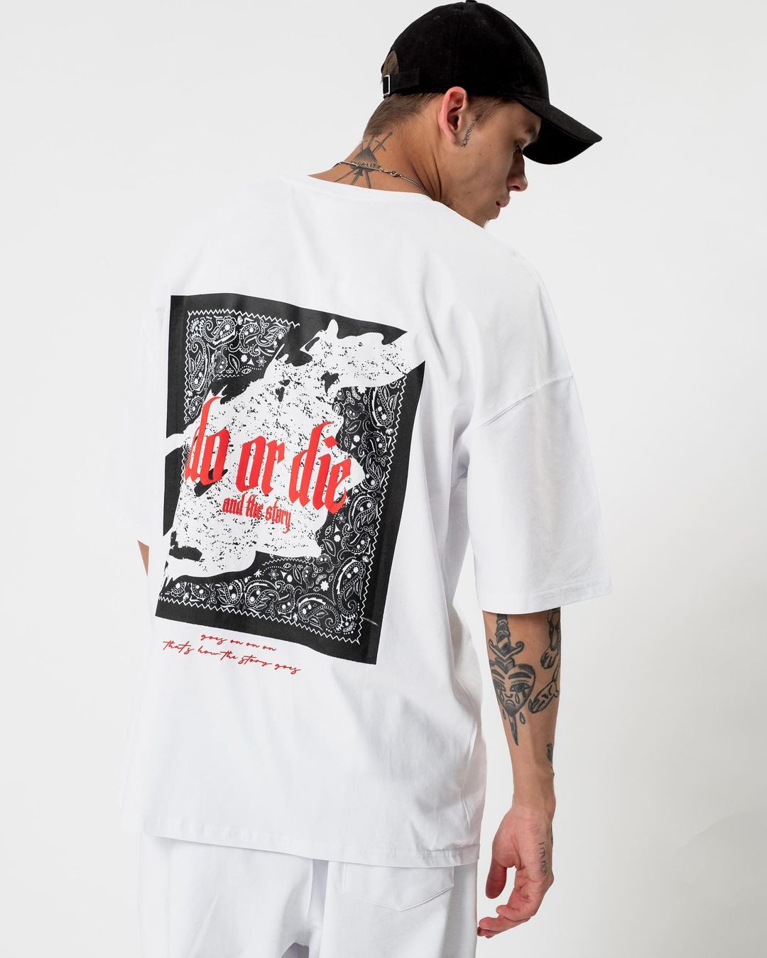 Oversize T-Shirt DO OR DIE - Weiß-Rot