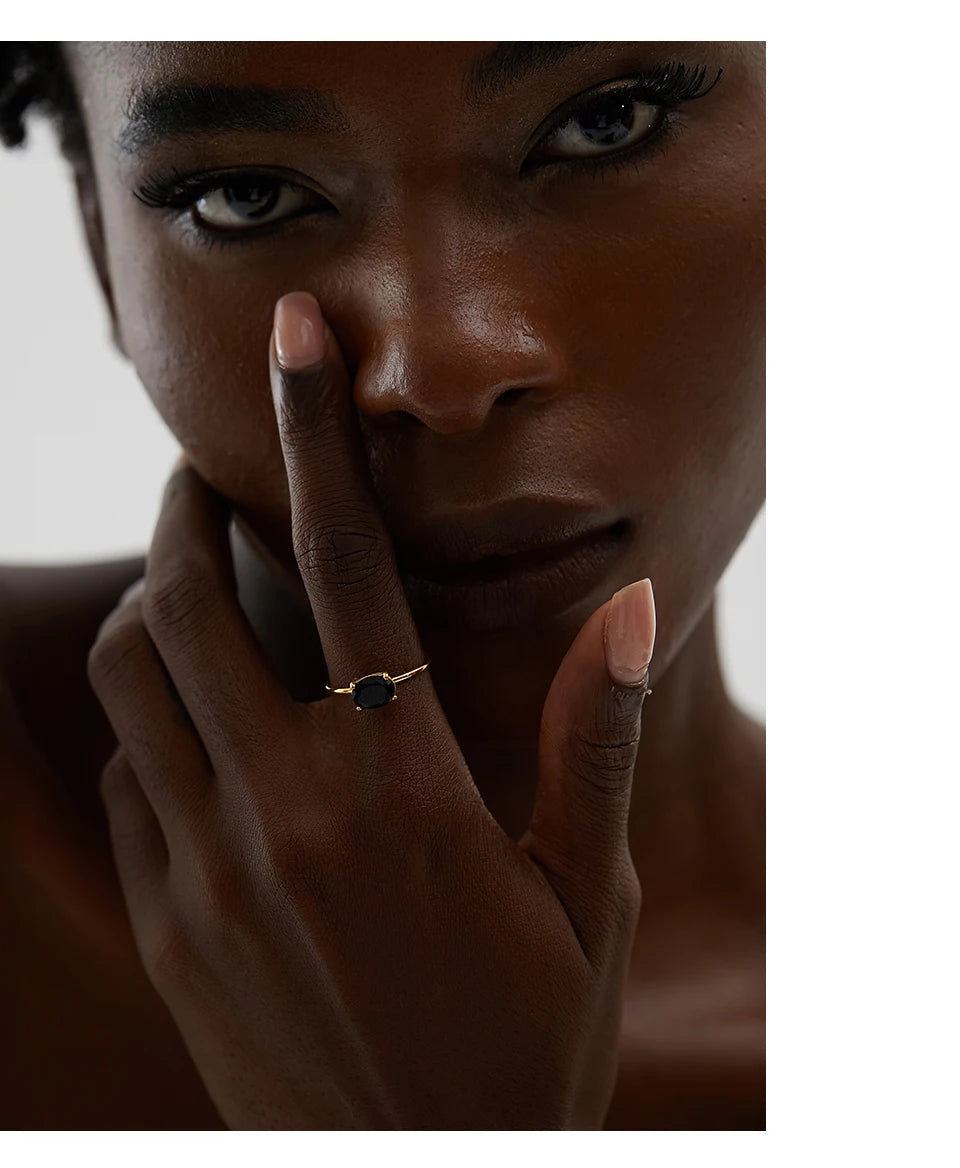 Ring mit schwarzem Diamant - 18K vergoldet
