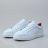Sneaker in Weiss main
