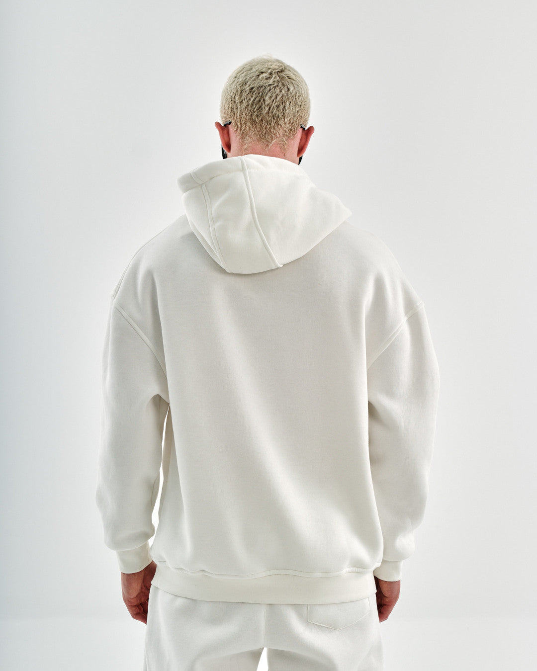 Oversize Hoodie mit Knopfdetail - Weiß