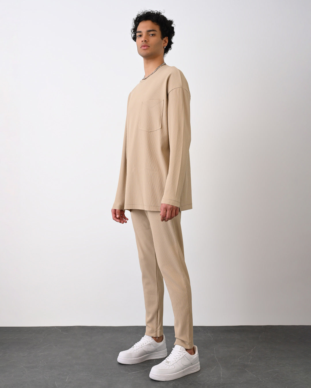 Langarmshirt mit Tasche - Beige