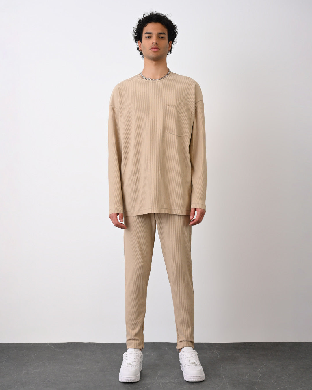 Langarmshirt mit Tasche - Beige