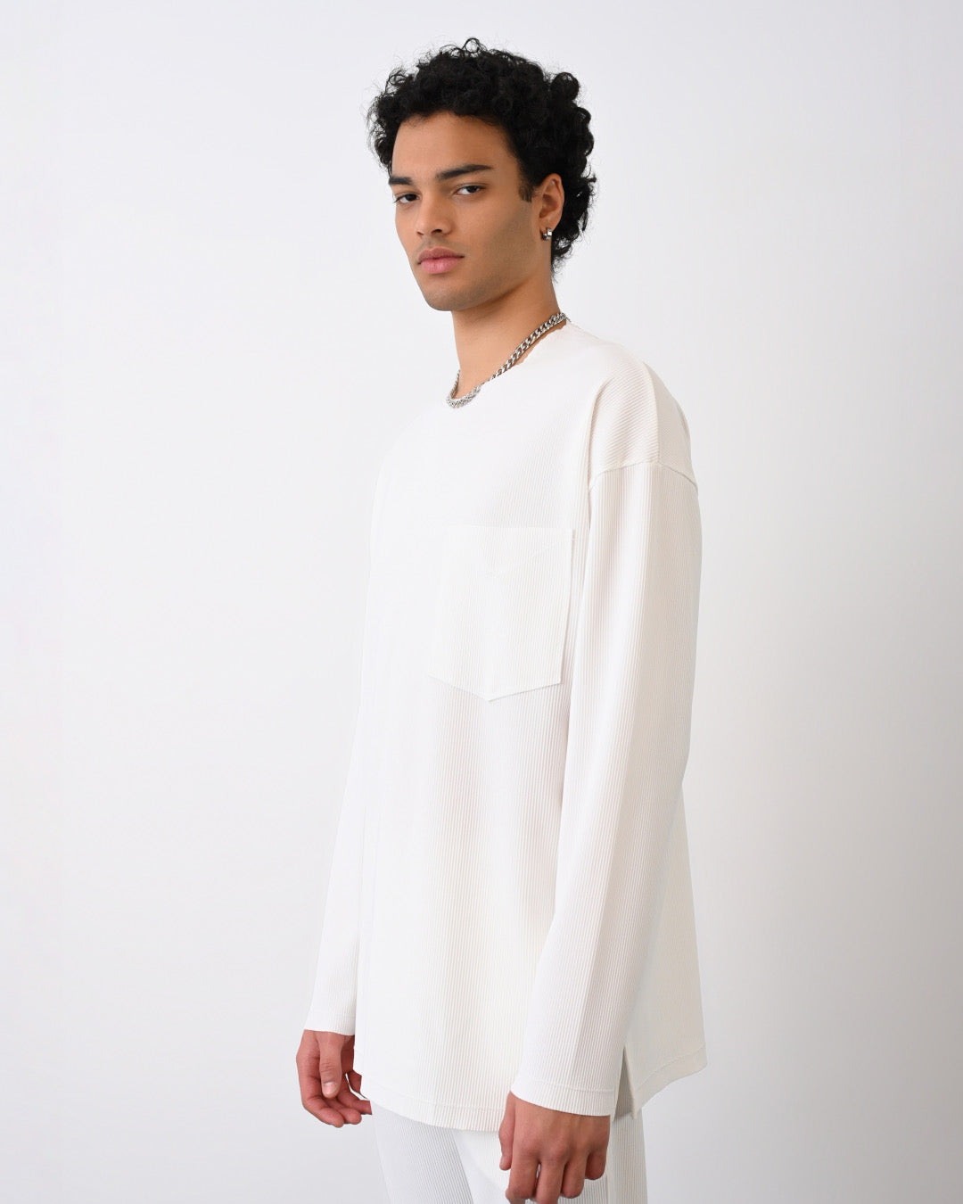 Langarmshirt mit Tasche - Weiß