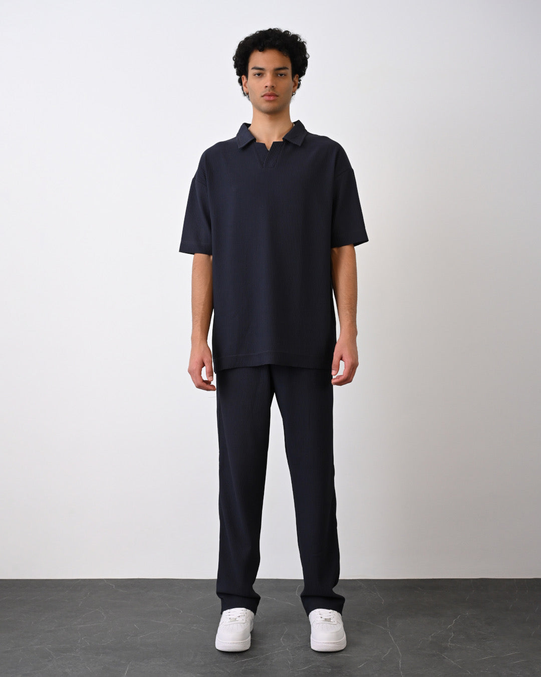 Oversize Cord T-Shirt mit Kragen - Dunkelblau