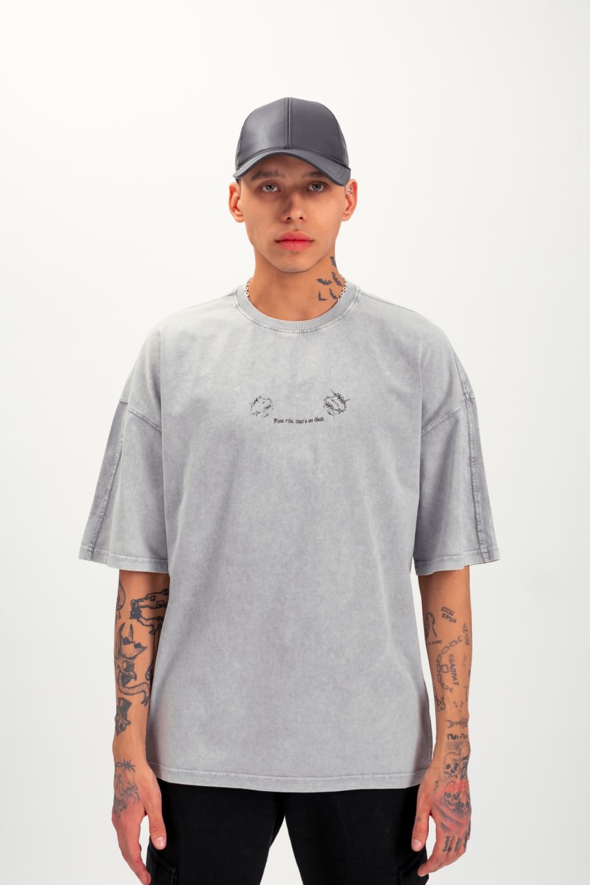 Oversize T-Shirt FEAR OF THE DARK - Grau